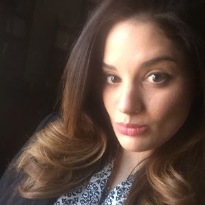 Meet your Posher, Annie